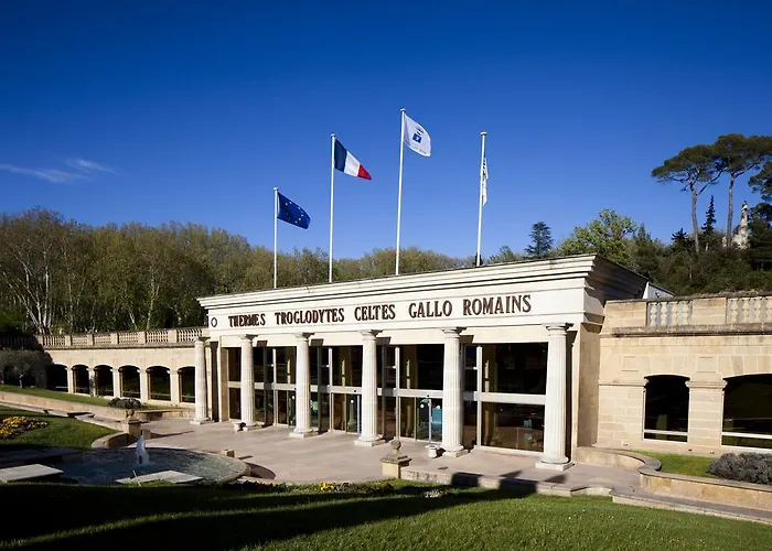 Apartahotel Résidence Les Grands Pins 3*