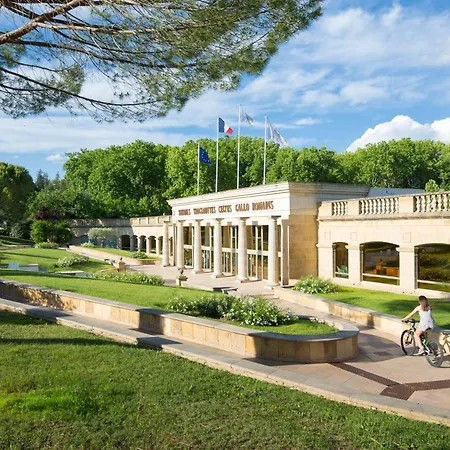 Les Grands Pins Hotel apartamentowy 3*