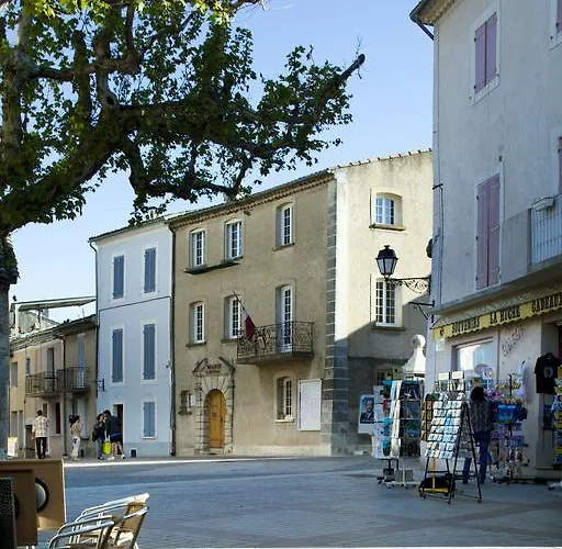 Aparthotel Les Grands Pins Greoux-les-Bains